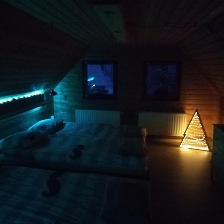 Koca Na Pikovem Crna na Koroskem Exterior foto