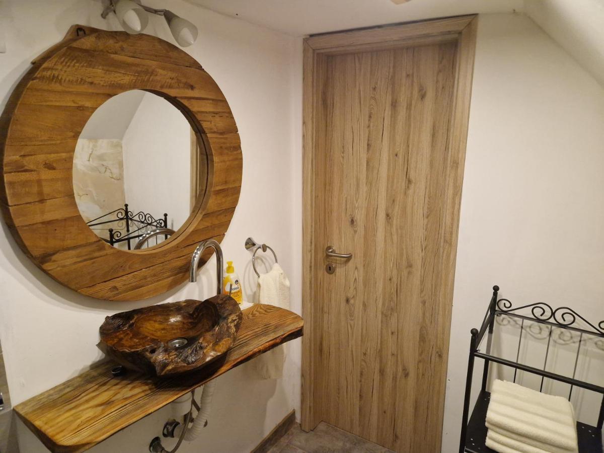 Koca Na Pikovem Crna na Koroskem Exterior foto